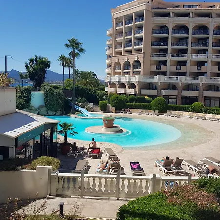 Magnifique T2 Climatisation - Grande Terrasse, Piscine Et Apercu
